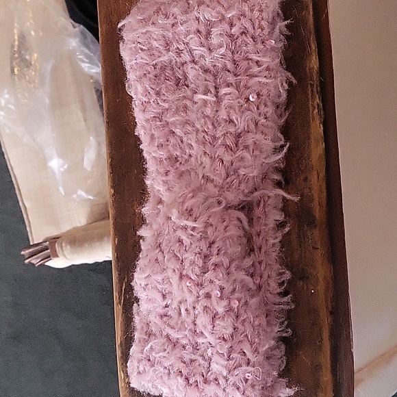 Betsey Johnson Soft Pink Knit Scarf - Picture 6 of 7